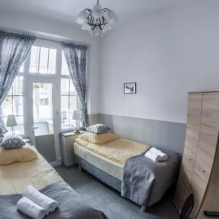 Pod Jedynka - Jednosci Narodowej 3/1